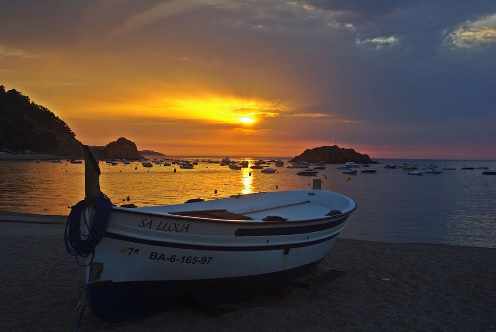 Lets Holidays Tossa De Mar Beach Apartment ภายนอก รูปภาพ
